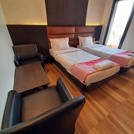 Hotel Saikripa Imperial Daman Eksteriør billede